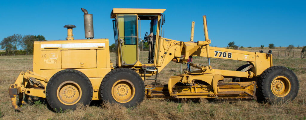 Available Equipment  Grader